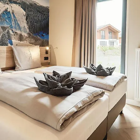 Hébergement de vacances Luxury With Wood Stove, Area At 200m